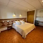 Hotel Simon *