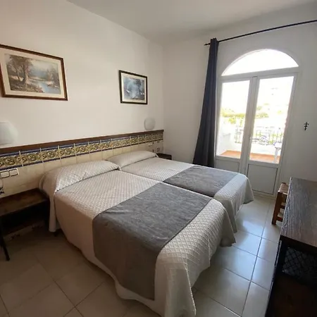 Hotel Simón *