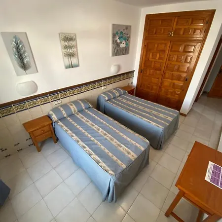 Hotel Simón *