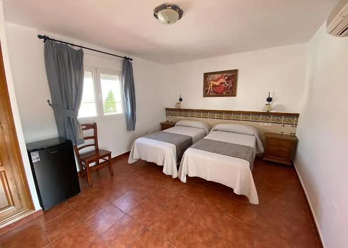 Simón Hotel *
